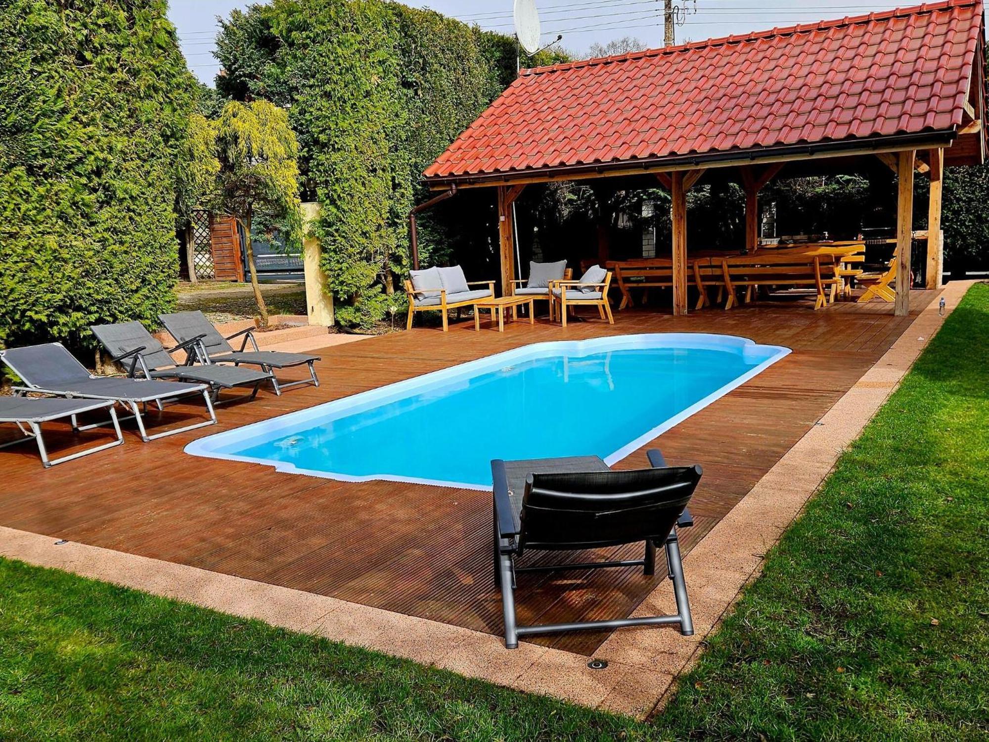 Holiday Home In Kolczewo With The Private Pool 220 Qm Exterior foto